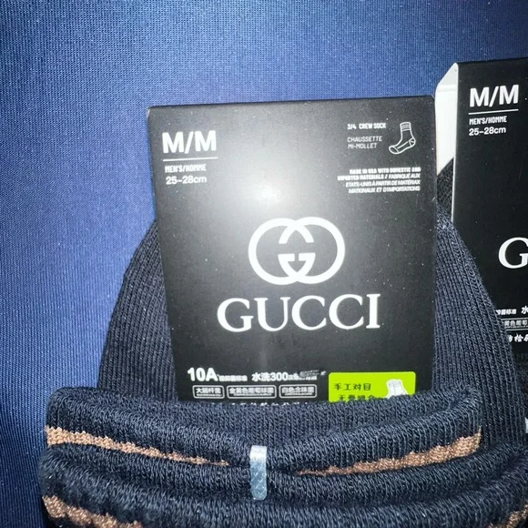 5 Pairs GG Crew Socks in Black, Gray & Cream with Red Accent - Picture 5 of 6